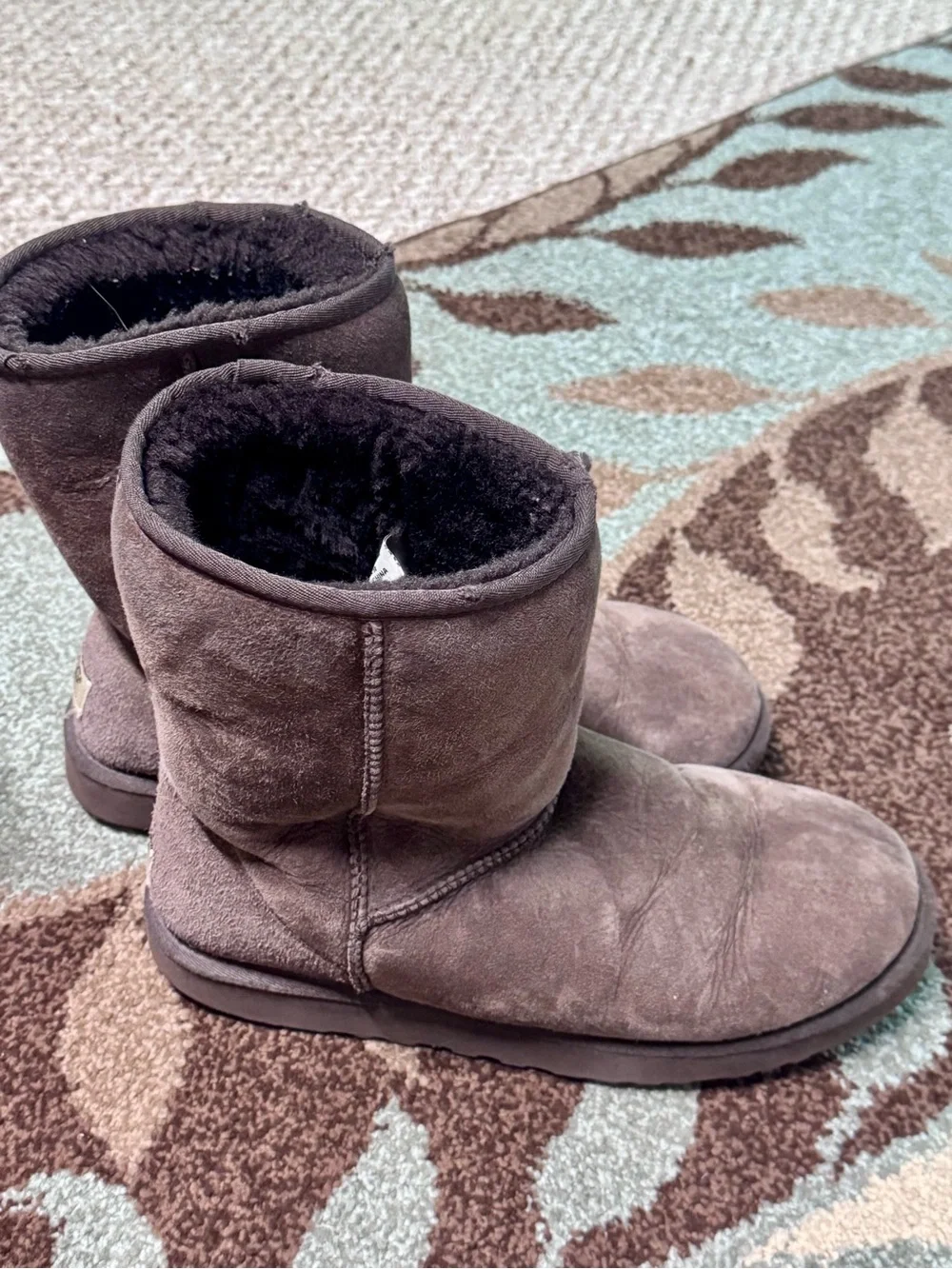 UGG Short Suede Shearling Boots - Brown 11